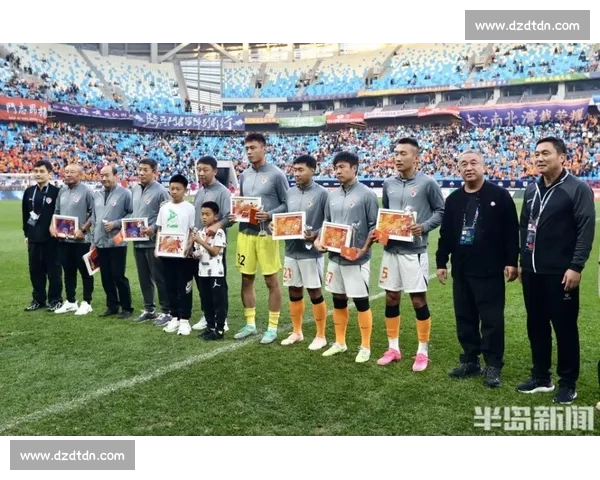 夺冠后 12 小时返程!卡斯利:球员需要休息,假期比庆祝更重要 夺冠后 12 小时返程!卡斯利:球员需要休息,假期比庆祝更重要