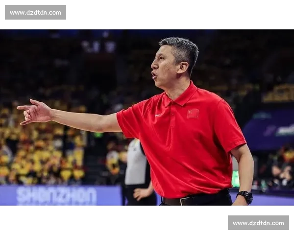 郭士强宫鲁鸣指挥差异：一个拆弹一个递火