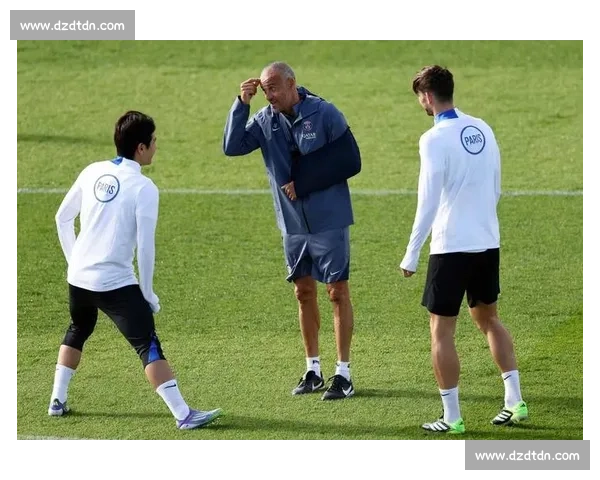 恩里克：巴黎新赛季剑指欧冠卫冕与四冠王传奇